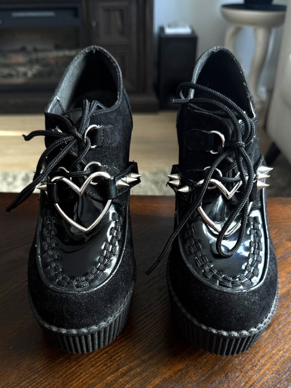 DEMONIA Creeper 302H Black Heart O-Ring & Spikes Vegan Suede | 9M| NWB - Picture 2 of 11